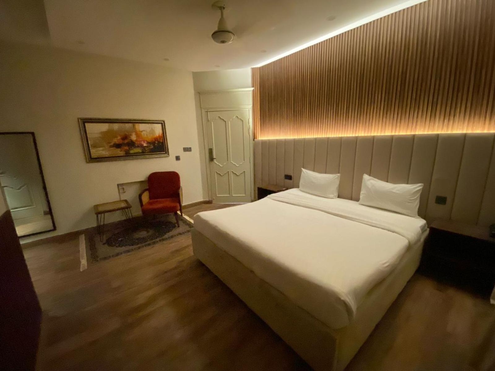 La Maison Islamabad Hotel Ngoại thất bức ảnh